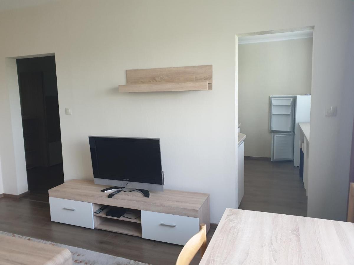 Apartman Valentin Apartment Komarno Exterior photo